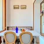 Umberta By Interhome Apartament *