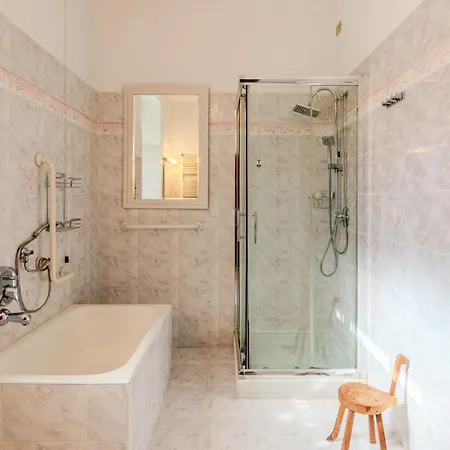 Umberta By Interhome