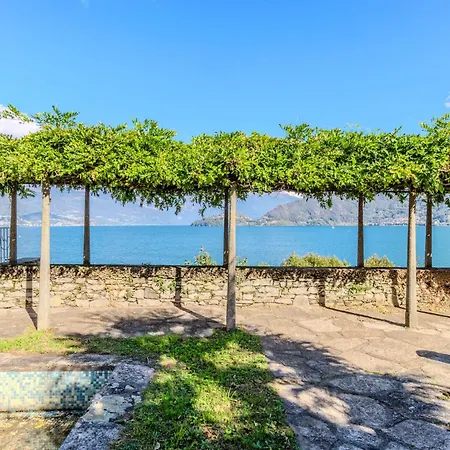 Umberta By Interhome